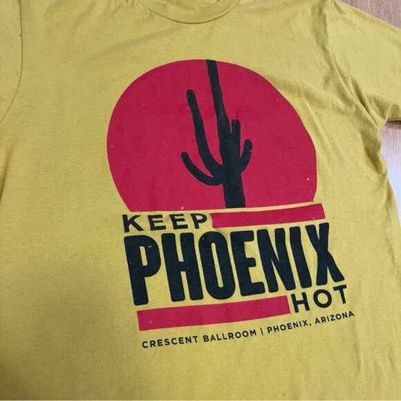 Vintage tyle raphic ellow  hirt hoenix - Picture 4 of 10